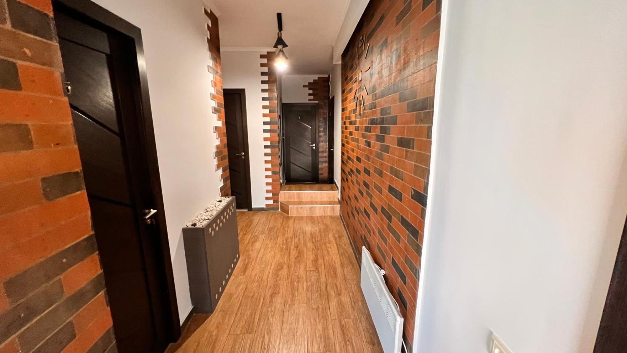 Elross Hotel 예레반 외부 사진