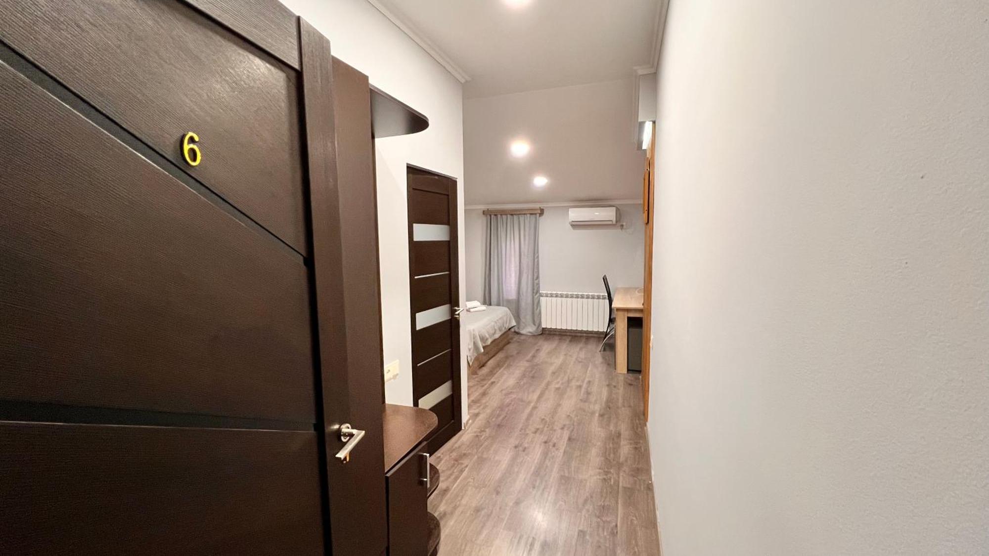 Elross Hotel 예레반 외부 사진